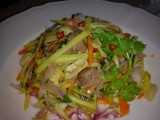 Yum pla tu-na [thai tuna salad]