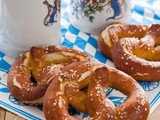 Bavarske perece / Bavarian pretzels