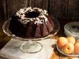 Čokoladni kuglof / Chocolate bundt cake