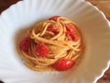 Spaghetti con pomodorini e pangrattato tostato