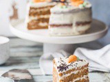 Easy Carrot Cake Recipe from Scratch