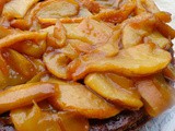 Kolač s medom i karameliziranim kruškama :: Honey cake with caramelized pears