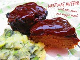 Mesni muffini s bbq umakom i povrtnim pireom :: Meatloaf muffins with bbq sauce and veggie mash