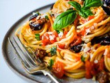 Pasta Alla Norma (Aubergine/Eggplant and Spaghetti)