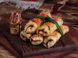 Chicken musakhan rolls