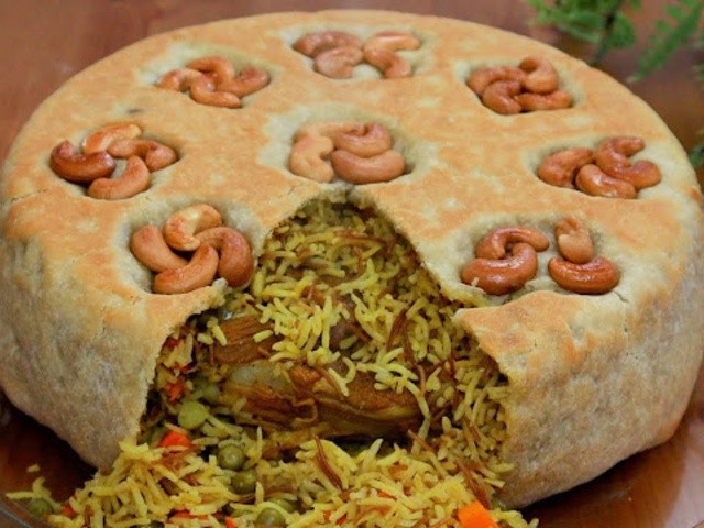 Bread Pizza Roll Recipe - Homemade Pizza Bread Roll - Ramadan Recipes by  (HUMA IN THE KITCHEN) 