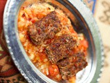 Kebab with tomato and capsicum sauce (ezmeli kebap) recipe
