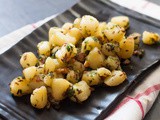 Lebanese Style Batata Matri Kizbra Recipe - Garlic Coriander Spiced Potatoes