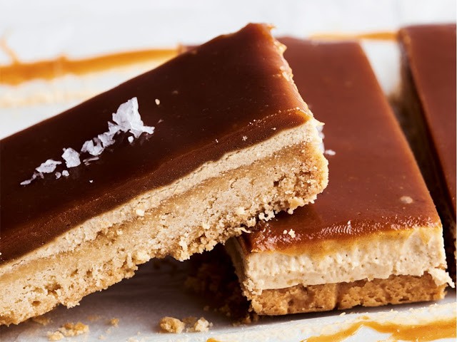 Featured image of post Millionaire Shortbreads A dark chocolate and sea salt twist on this traditional treat