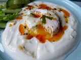 Poached Eggs with Garlic Yoghurt, Turkish Style - Cilbir Recipe