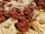 Cheese tortellini with meat sauce