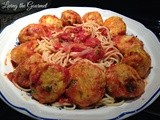 Chicken Meatballs with Red Sauce and Spaghetti