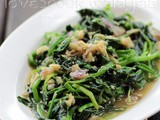Stir-Fried Spinach with Garlic