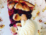 Blackberry and raspberry pie