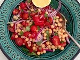 Zesty chickpea salad