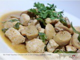 Stir-Fried Taucheo Chicken with Green Chillies ( 豆酱鸡丁炒青椒 )