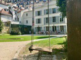 Escape the Crowds at the Café Renoir Montmartre