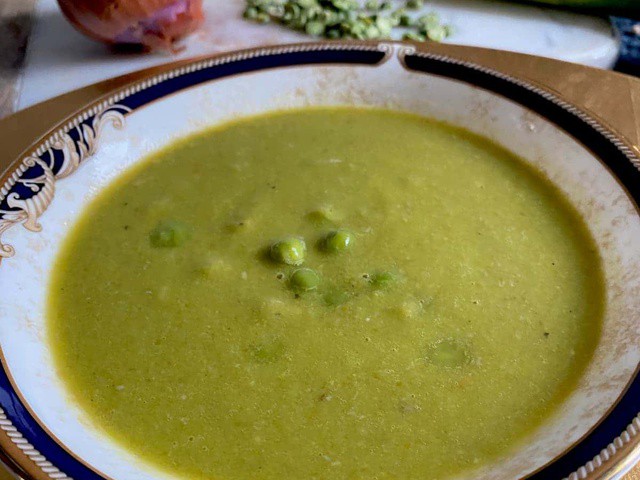 Fresh Pea Soup (Potage Saint-Germain)