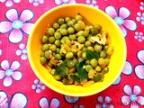 Pachai Pattani Sundal Recipe | Navarathri Prasadam Recipe | Simple Evening Snack