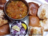 Pav Bhaji Recipe - Mumbai Special Street Food Style Pav Bhaji