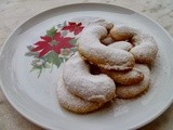 Μπισκότα Χριστουγέννων vanillekipferl