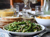 Salade de haricots verts, thon et oignons rouges