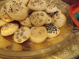 Ghriba Dyal Sfar l'Bid (Ghriba't Nass Rab3a)/ Egg Yolk Cookies/Petits Biscuits Aux Jaunes d'oeufs