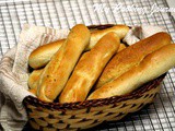 Breadsticks – Olive Garden Style Breadsticks
