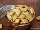 Sweet Diamond Biscuits - Baked Sakarpara