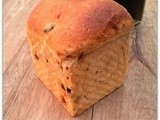 Brown-Sugar Raisin Bread Bake Along #53 (黄糖葡萄干面包)