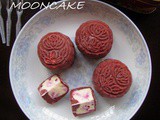 Red Velvet Cream Cheese Snowskin Mooncake 红色天鹅绒奶油乳酪冰皮月饼