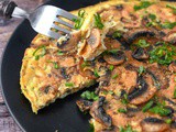 Omelette aux champignons de Paris