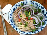 Vietnamese Chicken Noodle soup ~ 越南鸡肉面条汤
