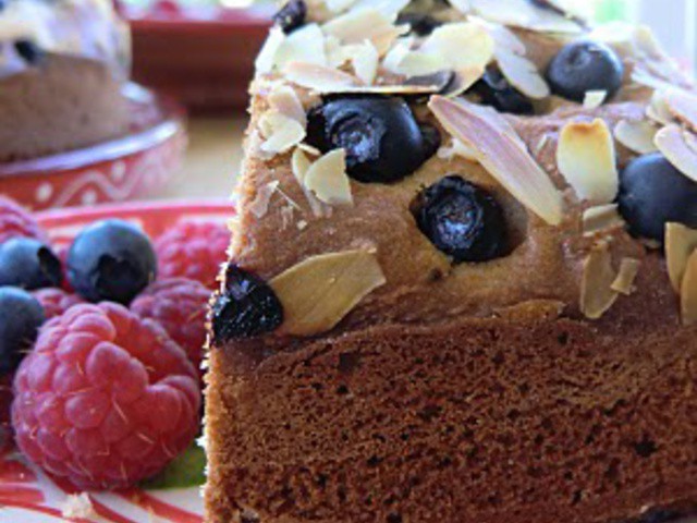 Recipes - Chocolate Molten Cake | Breville