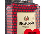 Amaretto Disaronno in een kleedje van Moschino