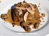 Rubia Gallega met foie gras en saus van morieljes