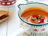 Zuppa fredda di pomodori e peperoni arrosto