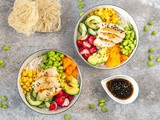 Asian bowl with chicken - delicious with rice noodles or rice