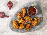 Onion bhaji - spicy onion fritters