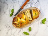 Pesto bread - a fluffy braided bread with pesto