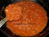 Home made enchilada sauce / mexican tomato sauce