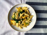 Garganelli con zucchine gialle e spinacino