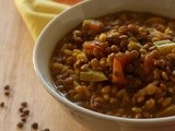 Zuppa di lenticchie rosse e riso integrale