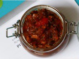 Peppers and dates relish