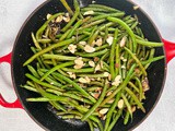 Balsamic Green Beans with Almonds