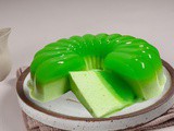 Lengkapi Momen Makan Malam Dengan Resep Puding Busa Pandan Spesial