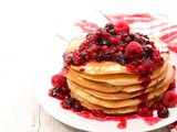Resep Berries Pancake Bisa Jadi Bekal Sarapan Praktis Saat Buru-Buru