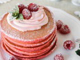 Simpel & Praktis! Cara Membuat Resep Red Velvet Pancake Lembut dan Wangi
