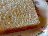 Amish White Bread: Fluffy Old Fashioned Loaf