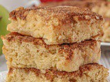 Apple Snickerdoodle Bars